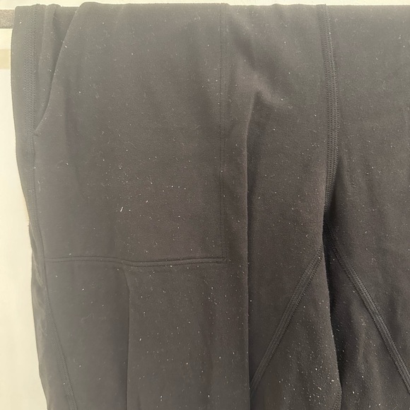 Lululemon joggers - Picture 2 of 3